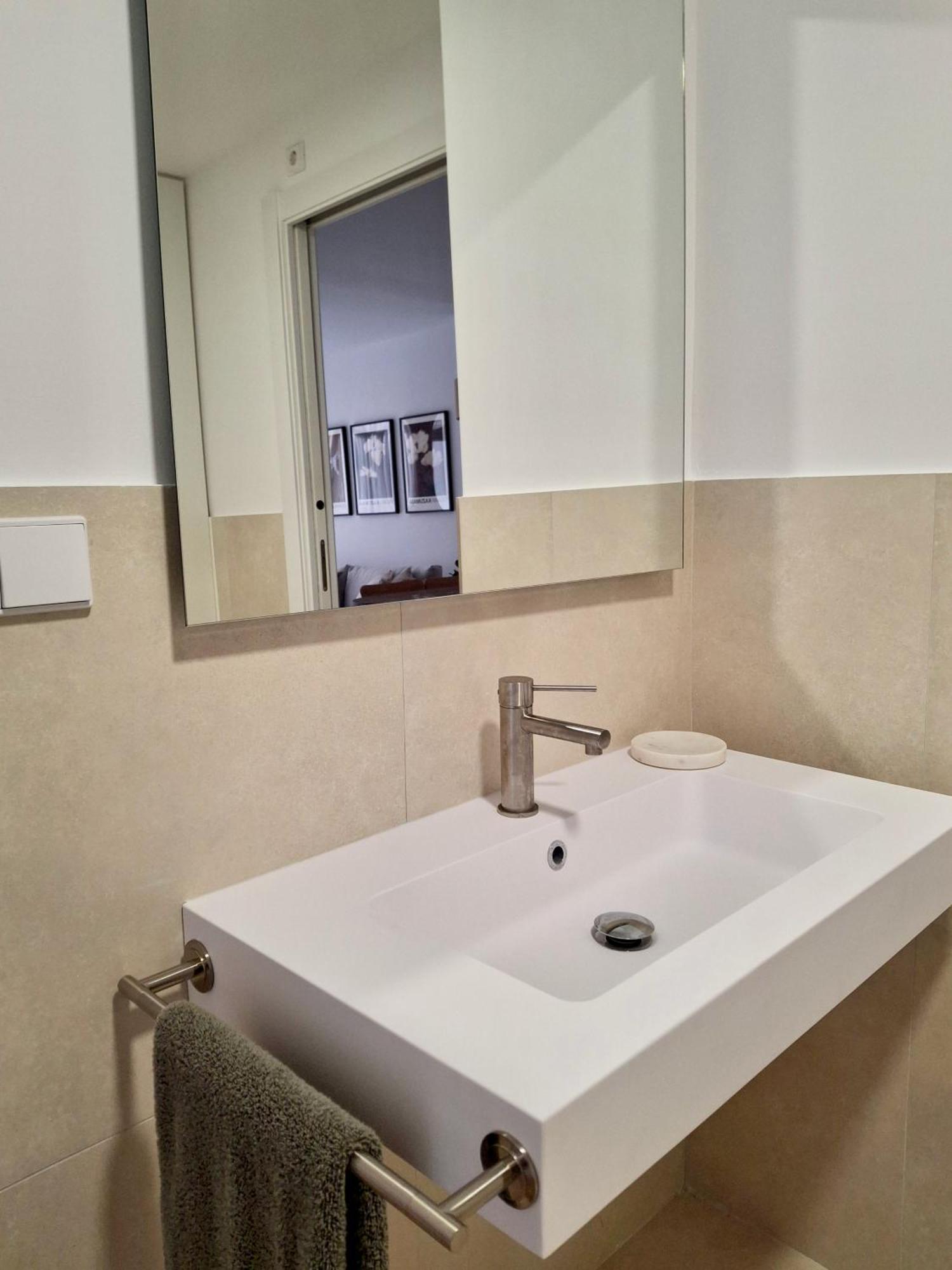 Bonito Apartamento De 2 Habitaciones Cerca De La Estacion Joaquin Sorolla 瓦伦西亚 外观 照片